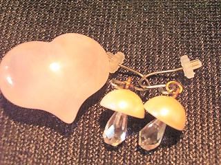 キノコパールピアス3.jpg